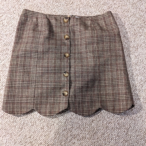 SOUTHERN Proper size 10, scalloped bottom skirt - Picture 1 of 6
